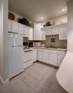 Furnished Kitchen in Wausau Apartment Complex