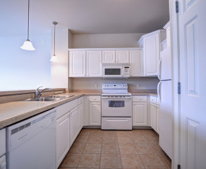 Wausau Corporate Apartments Unfurnished Kitchen