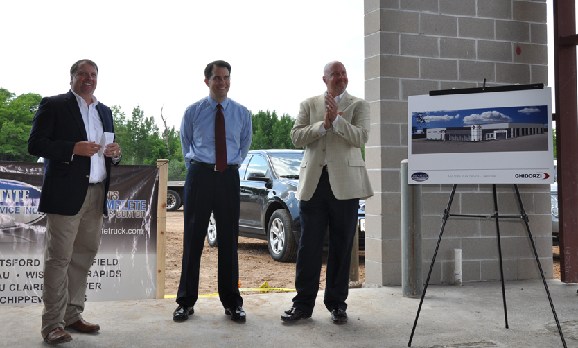 Governor Scott Walker Visits Ghidorzi Design Build Construction Site to Applaud Mid-State Trucks for Investing in Wisconsin Economy