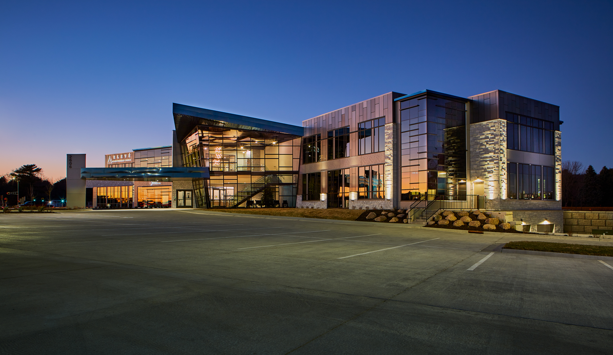 New Medical Office Building at 2606 Stewart Avenue Elevates the Wausau Landscape